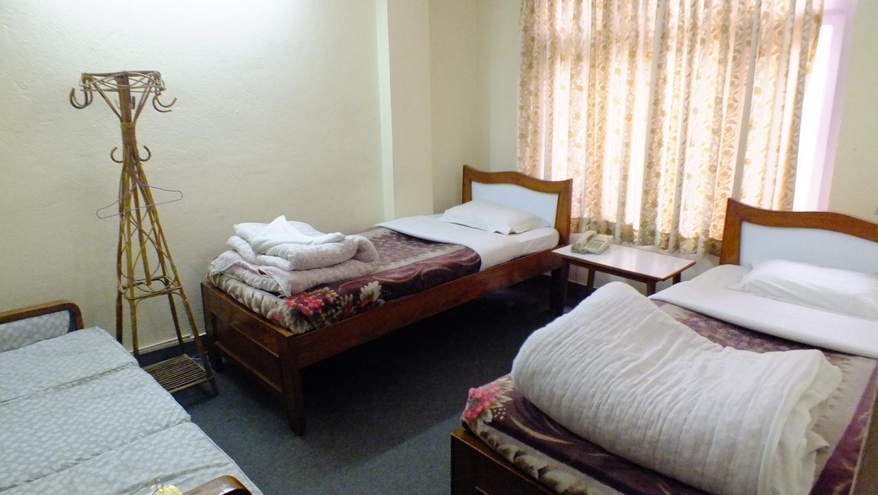 Hotel Dolphin Kathmandu Buitenkant foto